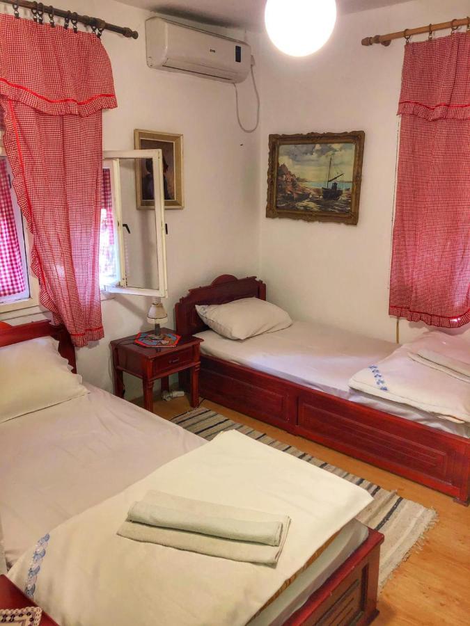 Etno Apartmani "Vlaska Kuca" Kladovo Exterior photo